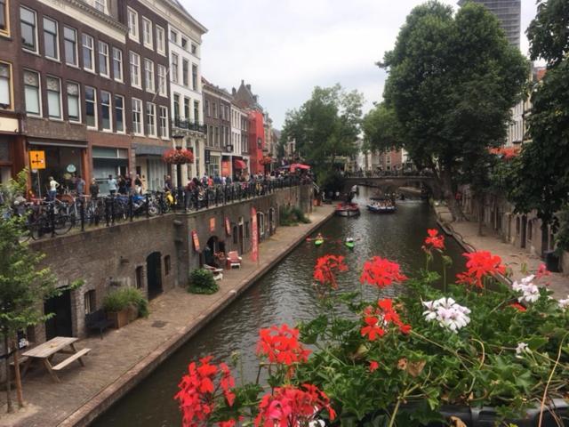 Hotel-Chao Nl 24 Hours Open Utrecht Dış mekan fotoğraf