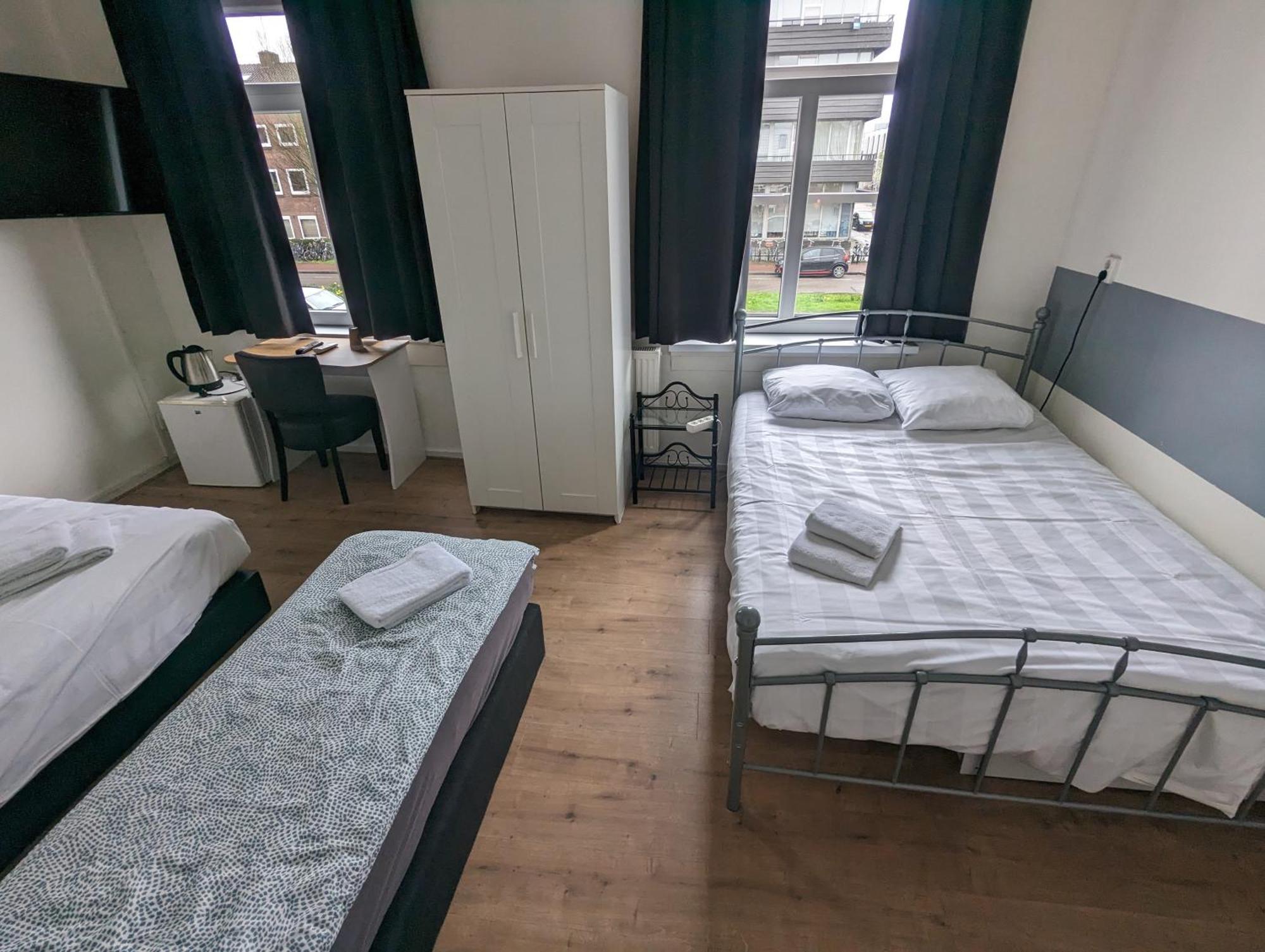 Hotel-Chao Nl 24 Hours Open Utrecht Dış mekan fotoğraf