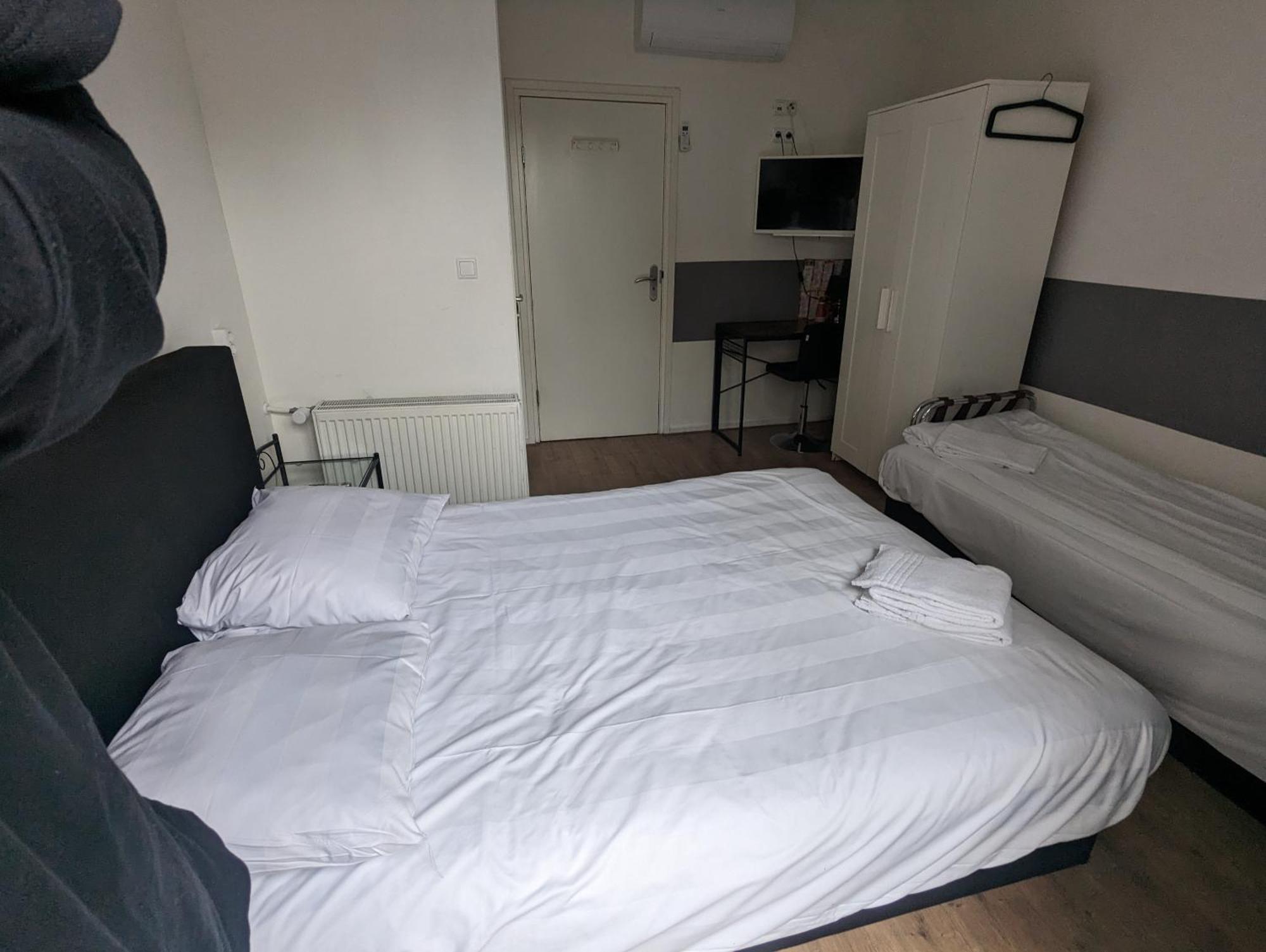 Hotel-Chao Nl 24 Hours Open Utrecht Dış mekan fotoğraf
