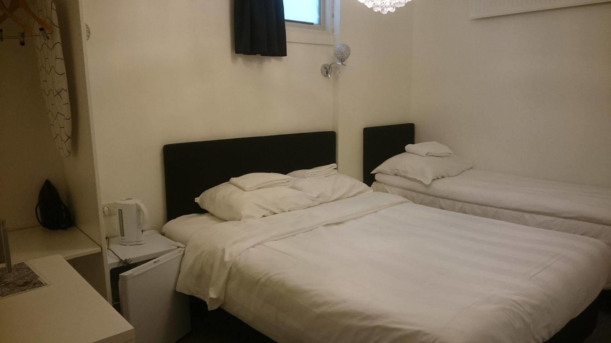 Hotel-Chao Nl 24 Hours Open Utrecht Dış mekan fotoğraf